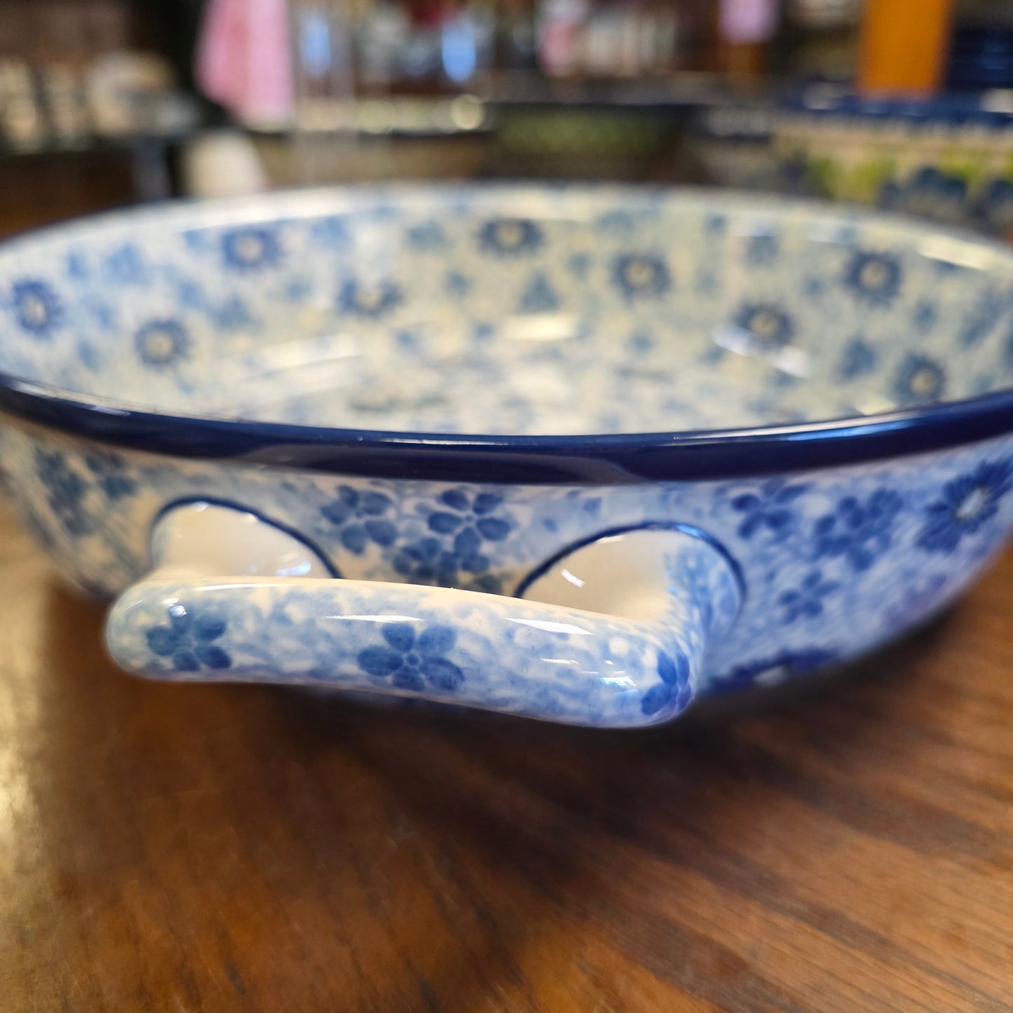 Baker   Round w/ Handles   10" 420-2999X  Blue Dragonfly pf0526