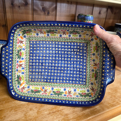 Baker 13"x7x2.25" / Lasagna baker w/tab handles/ 718 Gingerbread candy bells