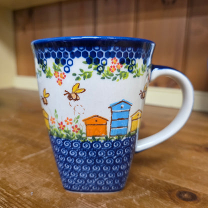 Mug XL  18 oz / Bee Hive 1042