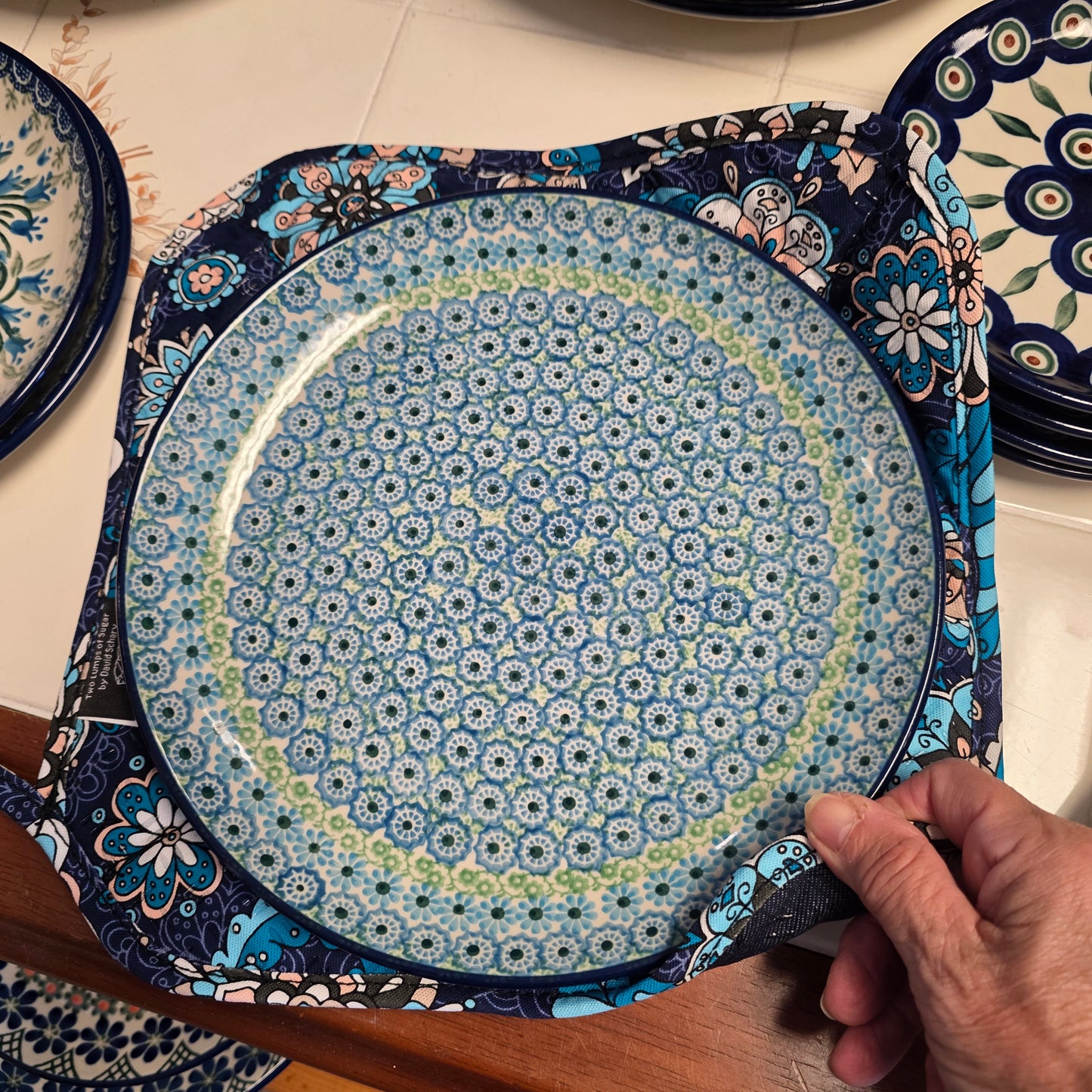 Cozy for Plate Midnight Shadow