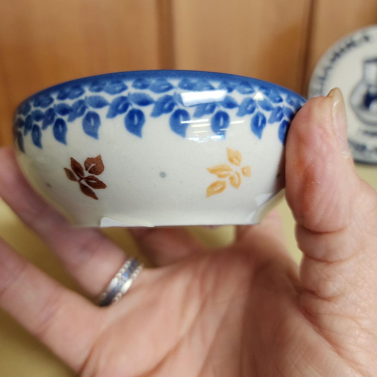 Bowl   3-1/2"  B88-3208X  Bluebird Vine pf0526
