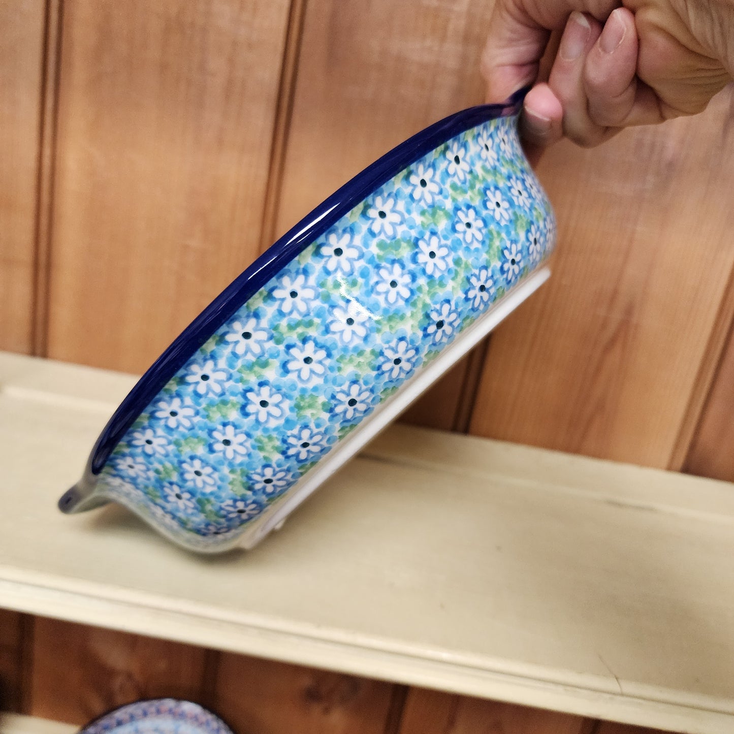 Baker ~ Round w/ Handles ~ 8"  2252X ~ Key Lime