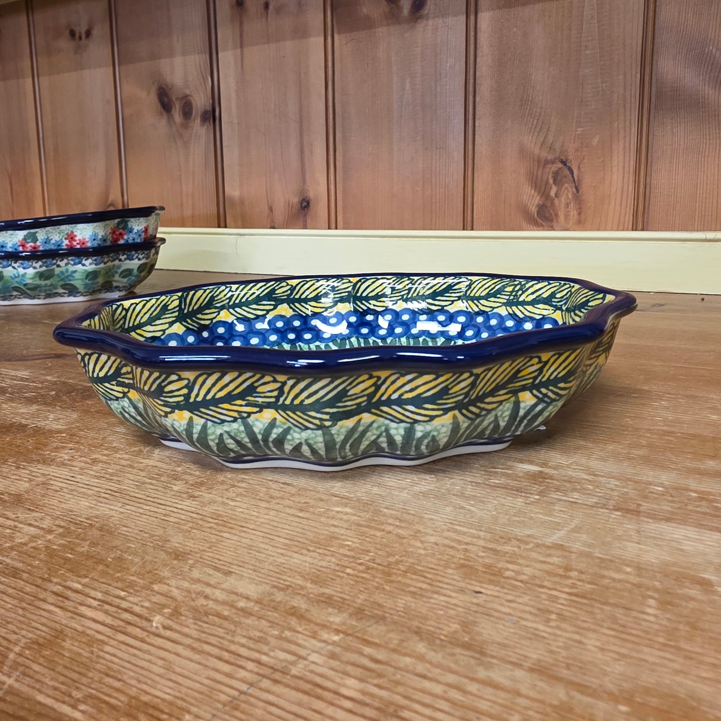Bowl   Oval Fluted   6" x 7.5" A27-U2663  U3 pf0526