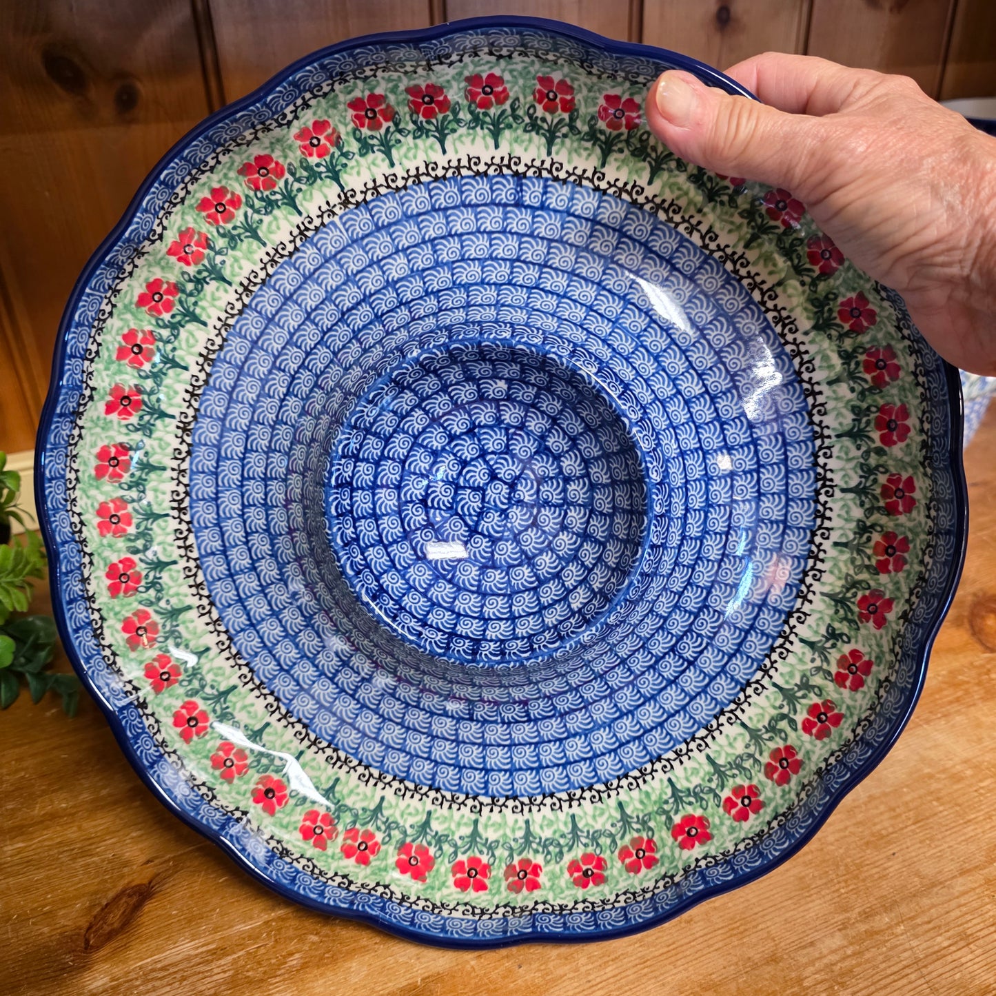 Bowl   Fluted Vegetable 12" x 2" Chip & Dip A23-1916X  Maraschino pf0526