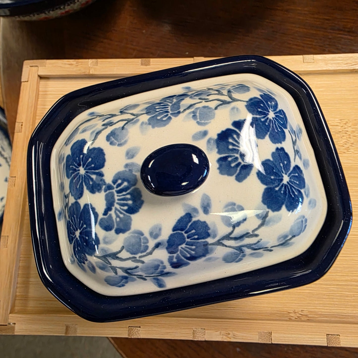 Box Covered Container   3.25"H x 3.5"W x 4.5"L  385-3428X  Timeless Blue pf0526