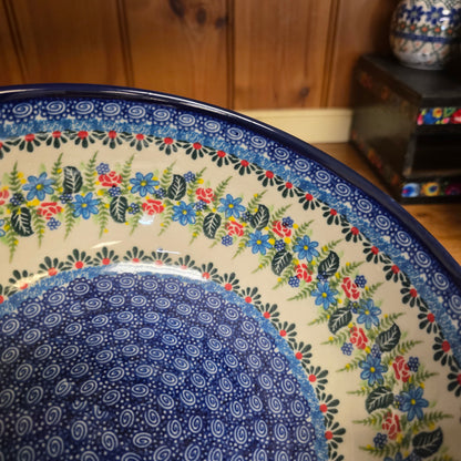 Bowl 9" Serving ~ #1 423 blue  (3 3/4 "deep) this bowl has a raised edge