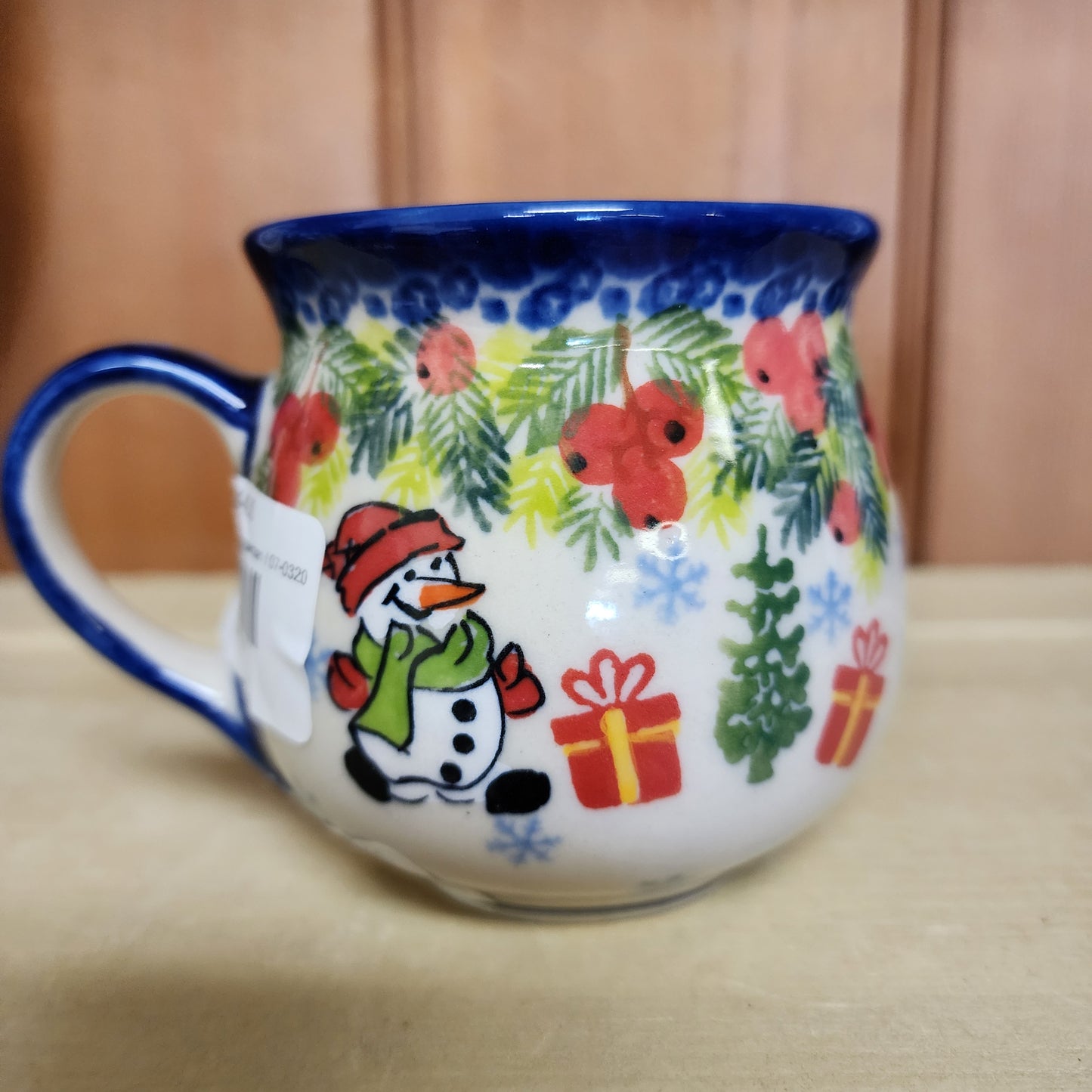Mug 10oz presents and snowman