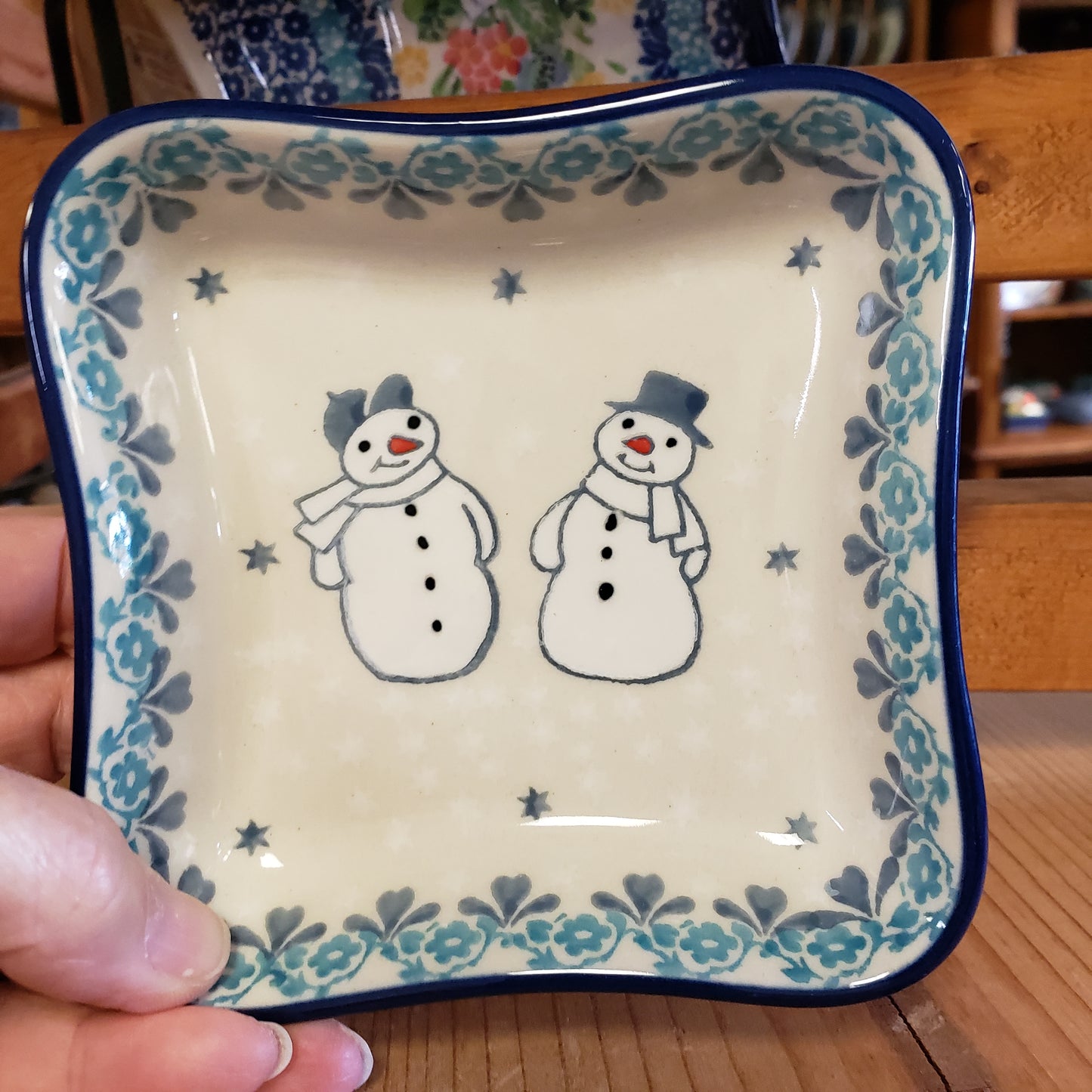 Bowl ~ Shallow Fluted 630-2793X  ~ Frost & Flurry Snowman