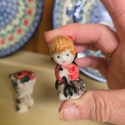 Mini pair  /  Chance to win / Meals on Wheels /  DRAW September 7