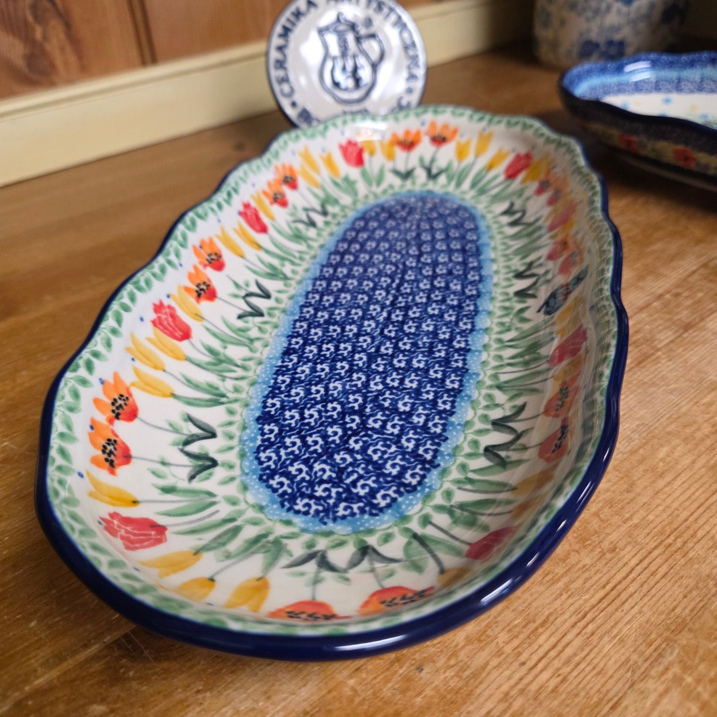 Tray   Scalloped Oval   6.25" x 12.5" A42-U5224  U3 pf0526