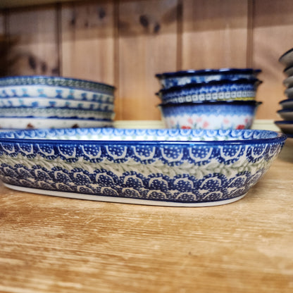 Baker   7.5" x 8.75"    1437X ~ Crimson Bells