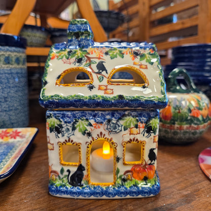 House #3 Crow / Luminary