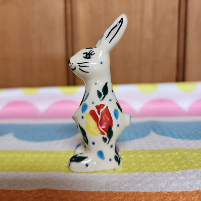 Rabbit figurine 7009 ~  (3") standing
