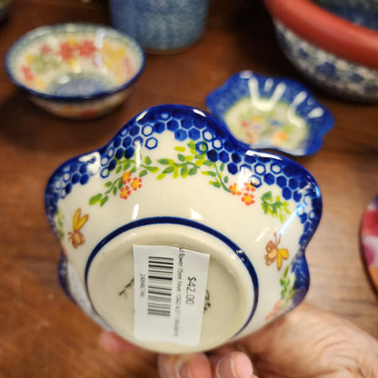 Bowl flower /bee hive 1042 4.5"