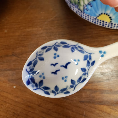 Spoon ~ Medium ~ 6.25" 590-2786X 3408