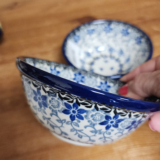 Bowl   Nesting 5"W   2158X ~ Silver Lace  PF1024