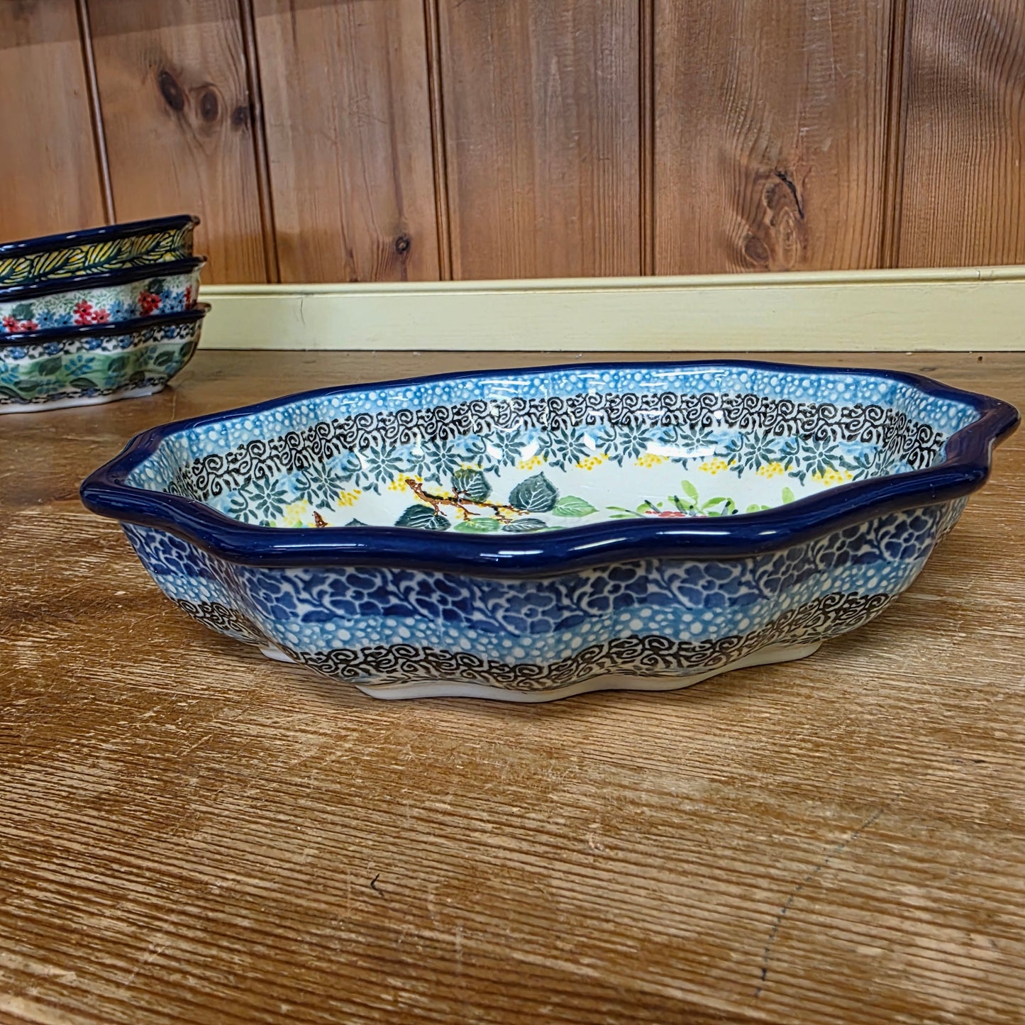 Bowl   Oval Fluted   6" x 7.5" A27-U5098  U4 pf0526
