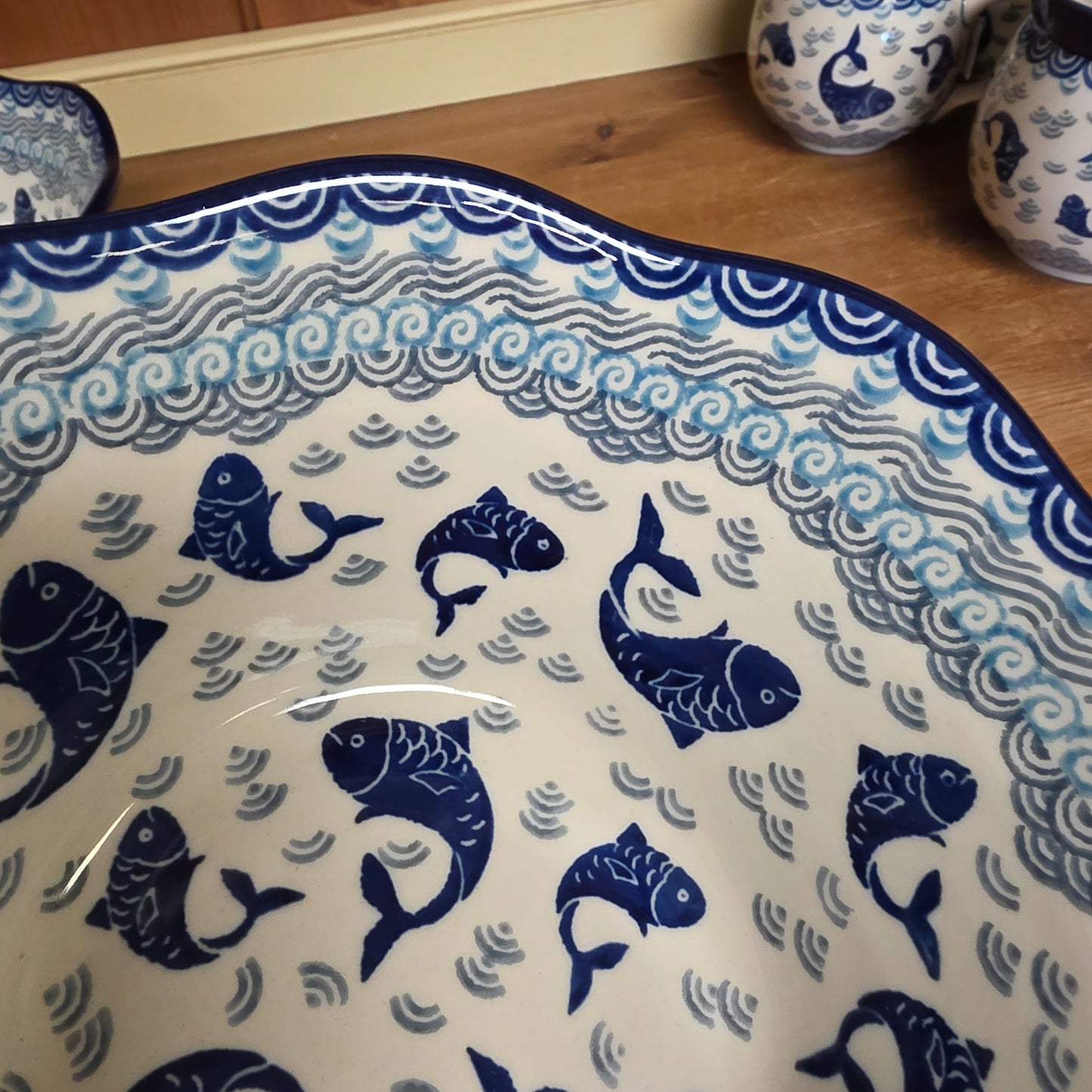 Bowl ~ Wavy Edge ~ Small ~ 8" 2372X ~ Deep Blue Sea ~ Koi Fish