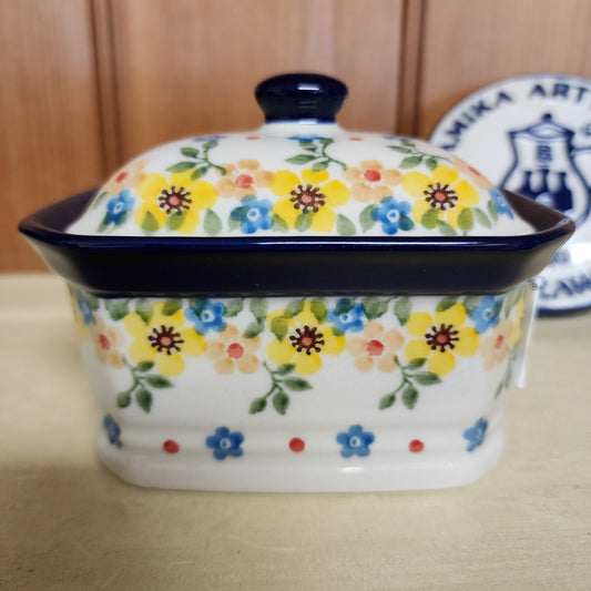 Box Covered Container   3.25"H x 3.5"W x 4.5"L  385-2225X  Buttercup pf0526