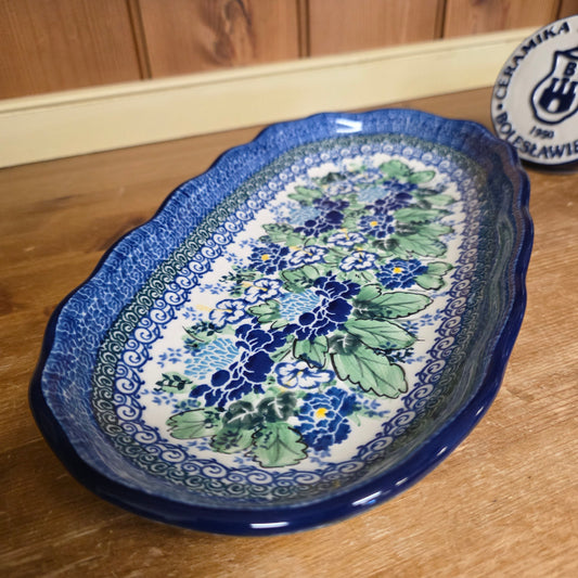 Tray   Scalloped Oval   6.25" x 12.5" A42-U5138  U4 pf0526
