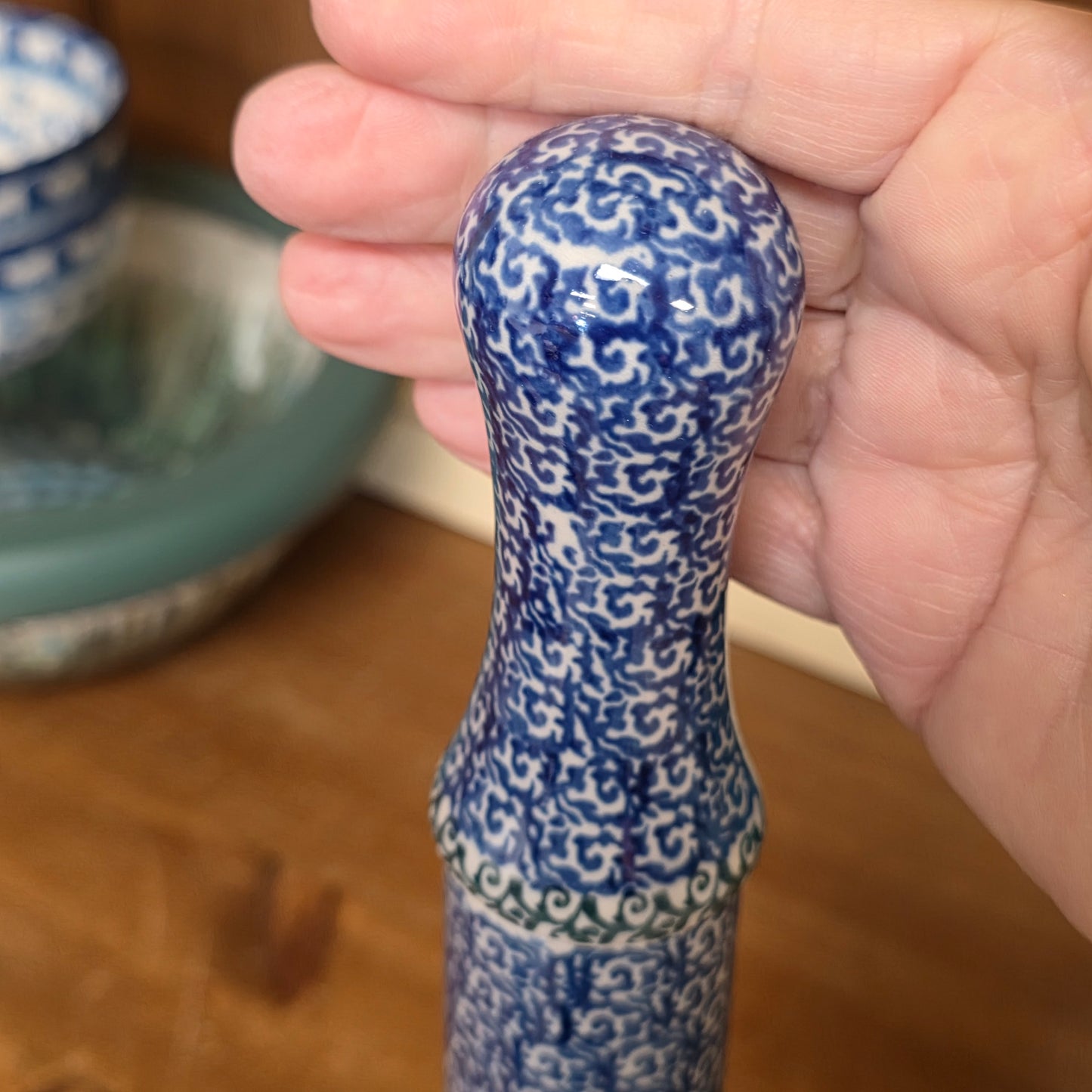 Paper Towel Holder   834-2273X  Winter Viola pf0526