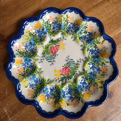 Egg Plate with eggs and lfower s/ 21-1106
