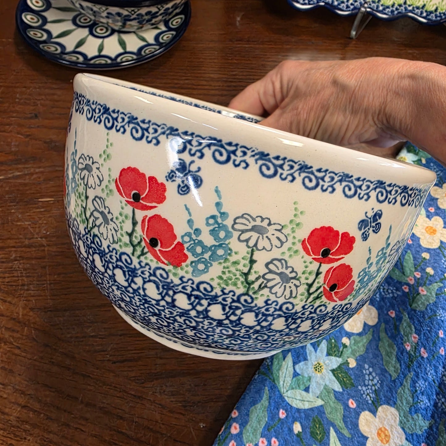 Yarn Bowl    G04-2901X  Red Poppy Garden pf0526