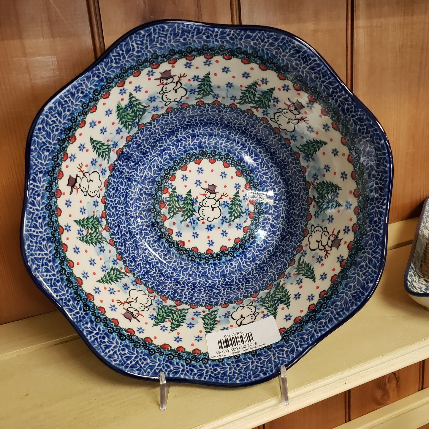 Bowl ~ Wavy Edge ~ Medium ~ 10" 692-U4661  Snowman T Liana  10 cups