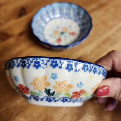 Bowl ~ Scalloped ~ 4.5" 3337X ~ Spring Palette