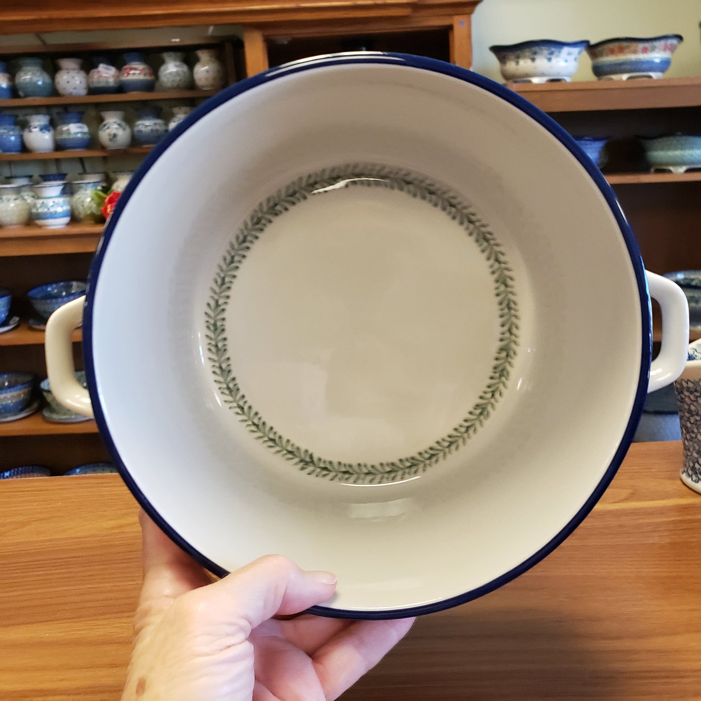 Baker ~ Covered Casserole (2 qt) 278-1437X Crimson Bells