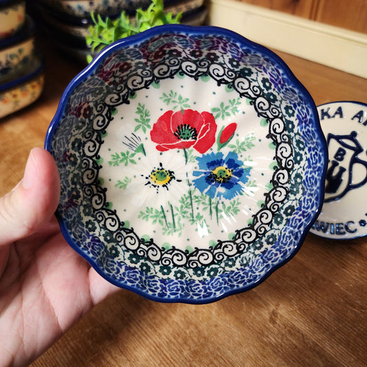 Bowl   Scalloped   4.5" 023-U4968  U3 pf0526
