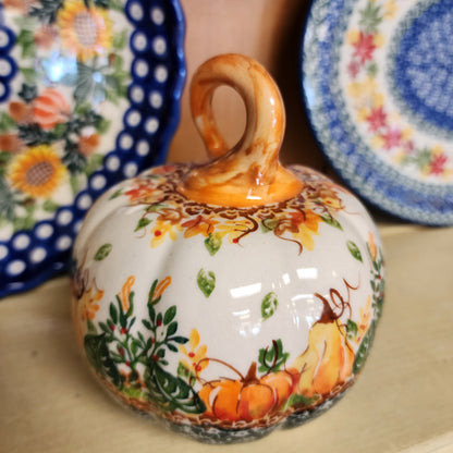 Pumpkin  5.5" orange top gourds and pumpkins