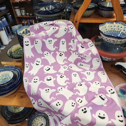 Towel /poly ~ purple Boo Ghost