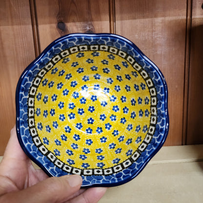 Bowl ~ Wavy Edge ~ 5.75" 0859X ~ Sunburst