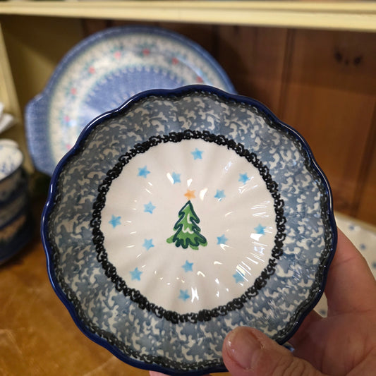 Bowl   Scalloped   4.5" 023-1719X  Evergreens pf0526