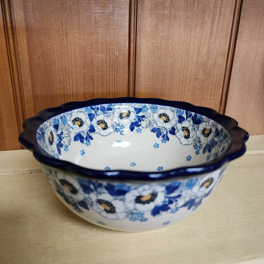 Bowl   Scalloped Edge   7"   2222X ~ Snow Poppy