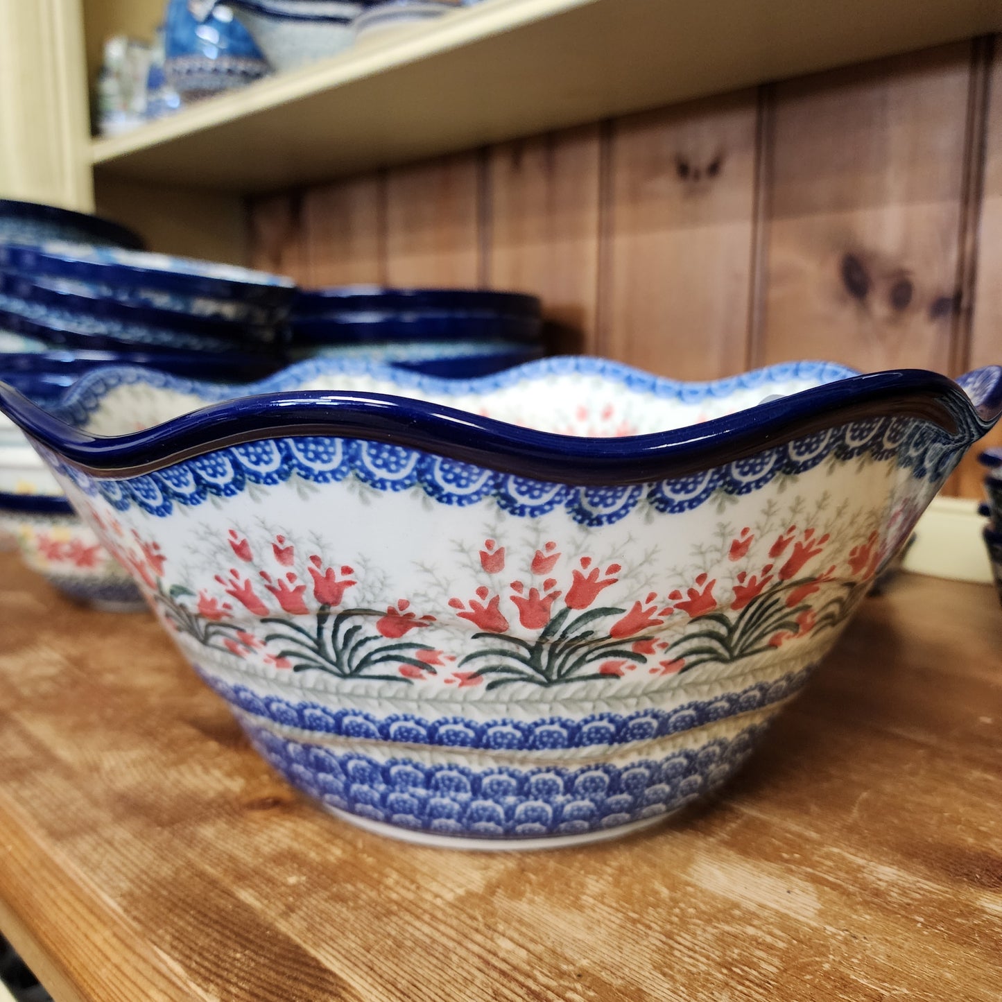 Bowl   Wavy Edge   Large  12" 693-1437X  Crimson Bells pf0526