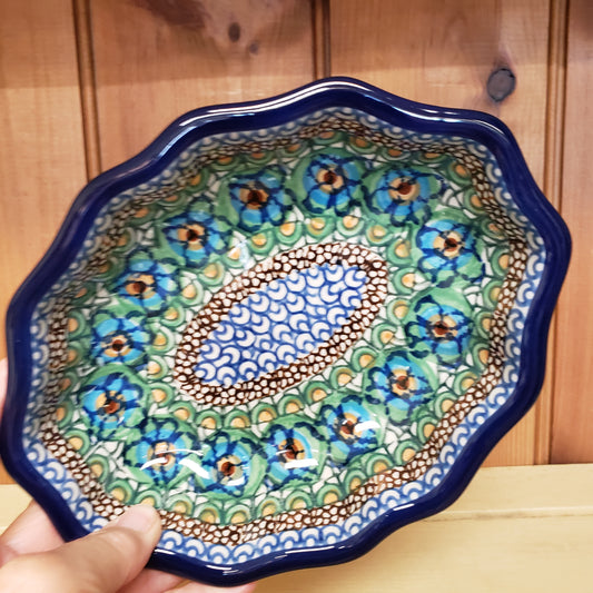 Bowl ~ Oval Fluted ~ 6" x 7.5" A27-U0151 pf0425