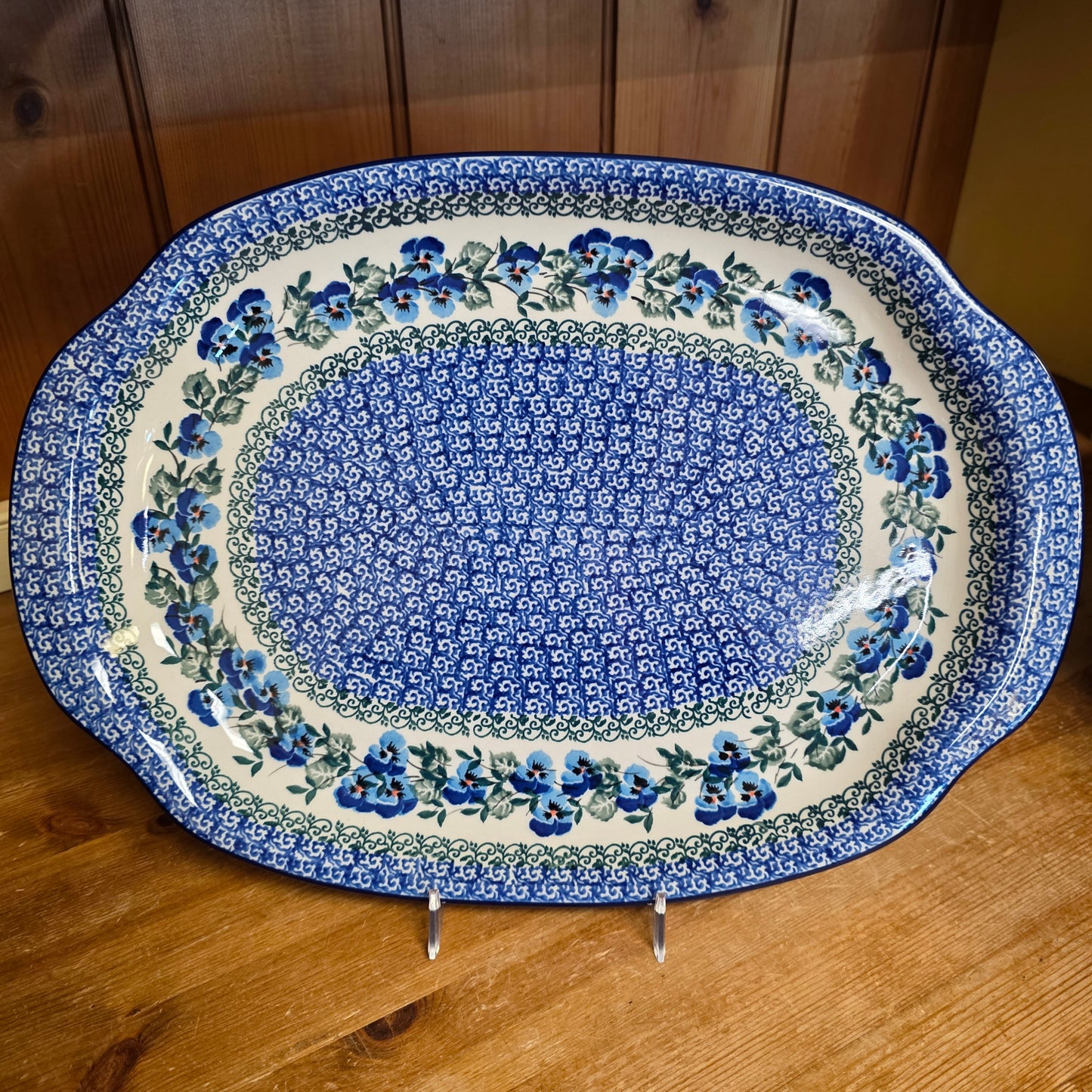 Platter   Oval   11.5" x 15.5"   2273X ~ Winter Viola