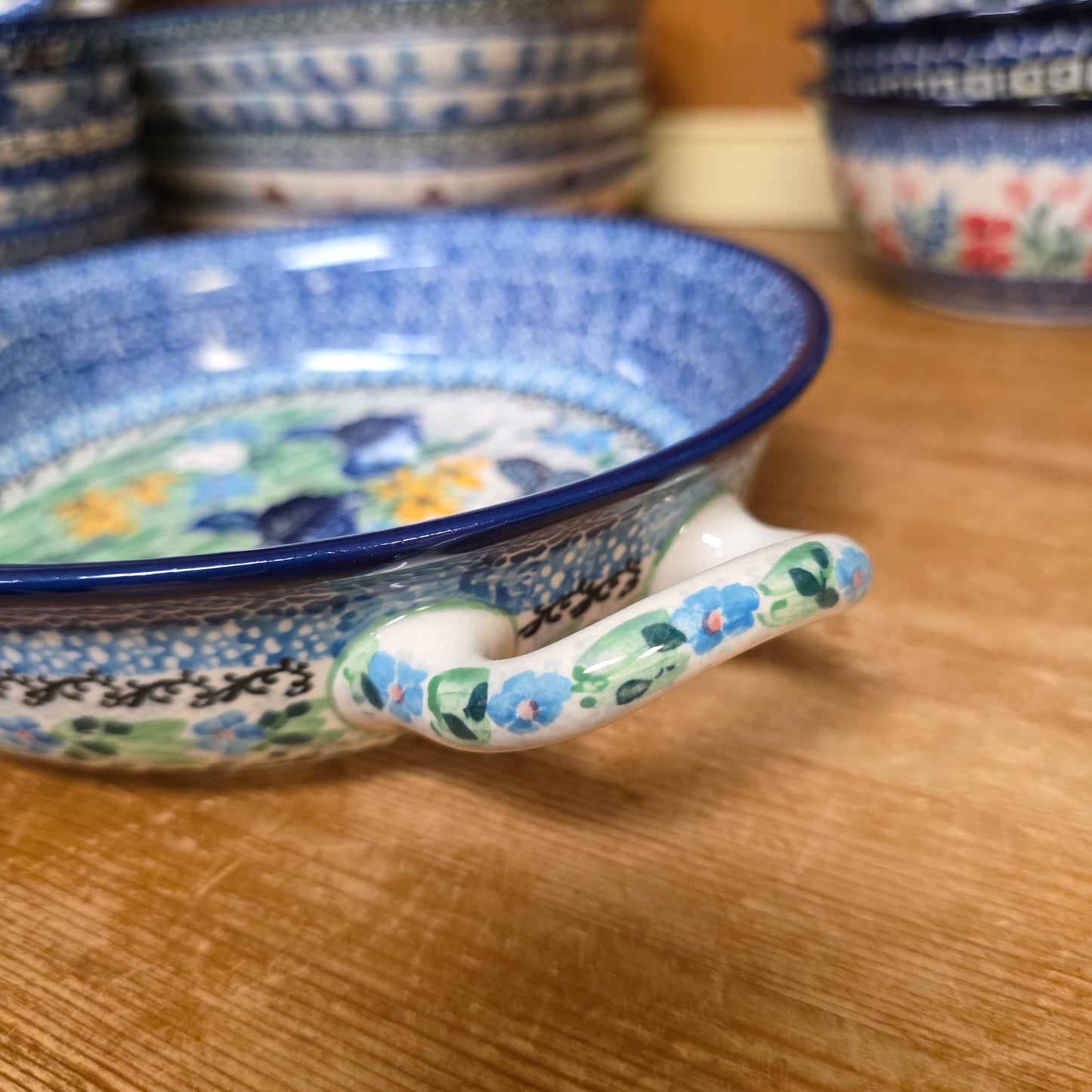 Baker   Round w/ Handles   8"   U5132 ~ U4