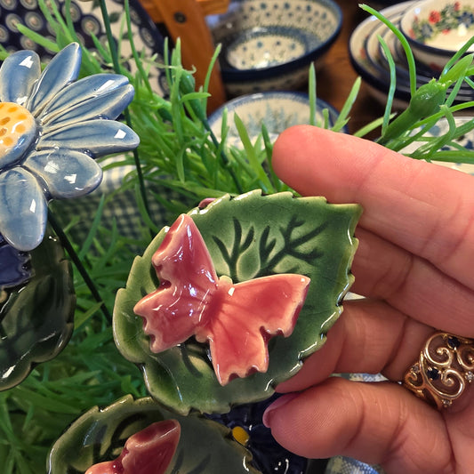 Ceramic Pink Butterfly on leaf 4821