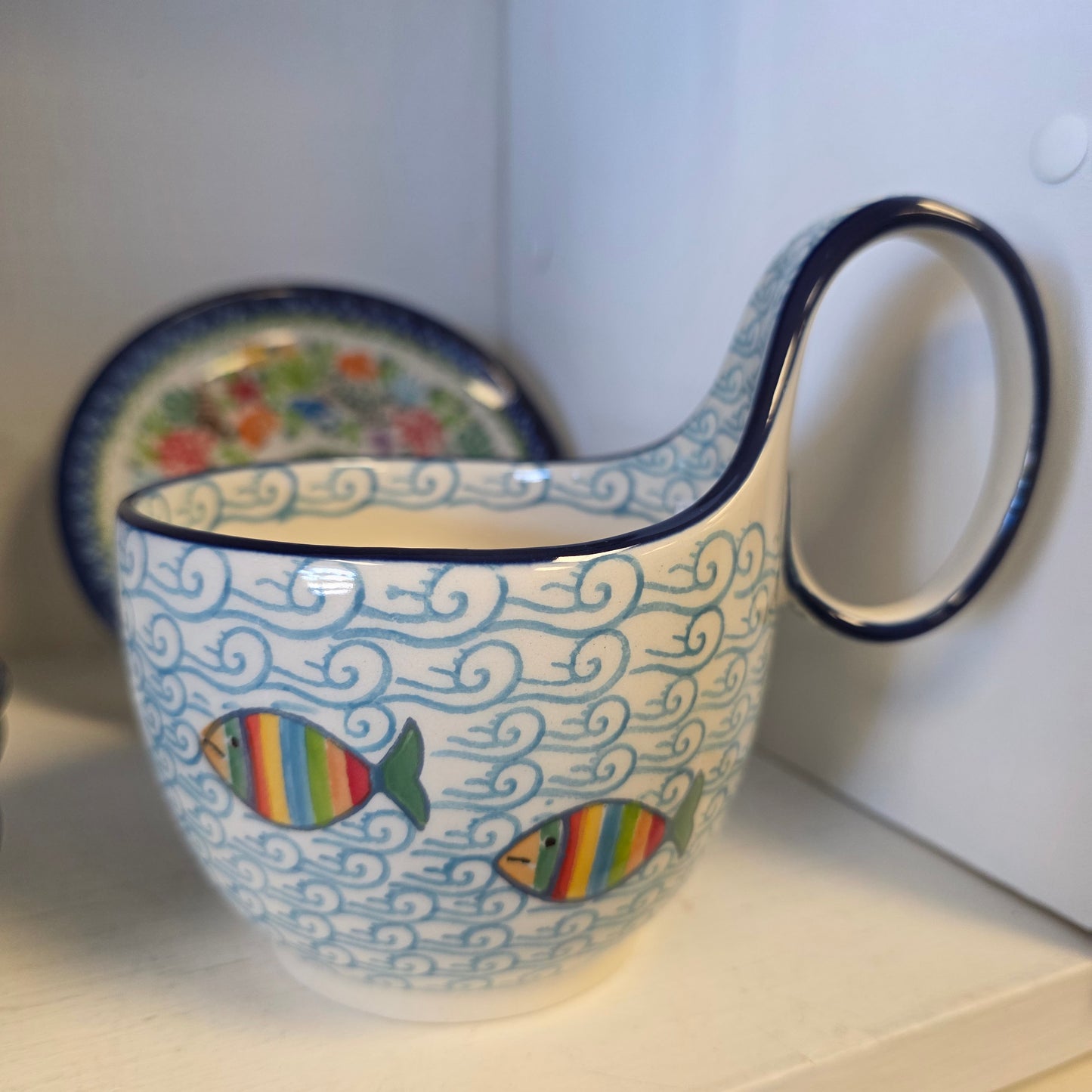 Bowl w/ Loop Handle   16 oz    2540X ~ Rainbow Fish