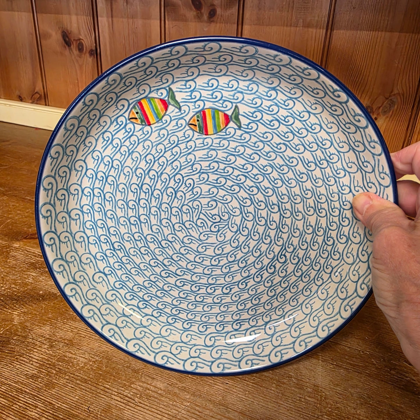 Plate   Rimmed   9" 302-2540X  Rainbow Fish pf0526