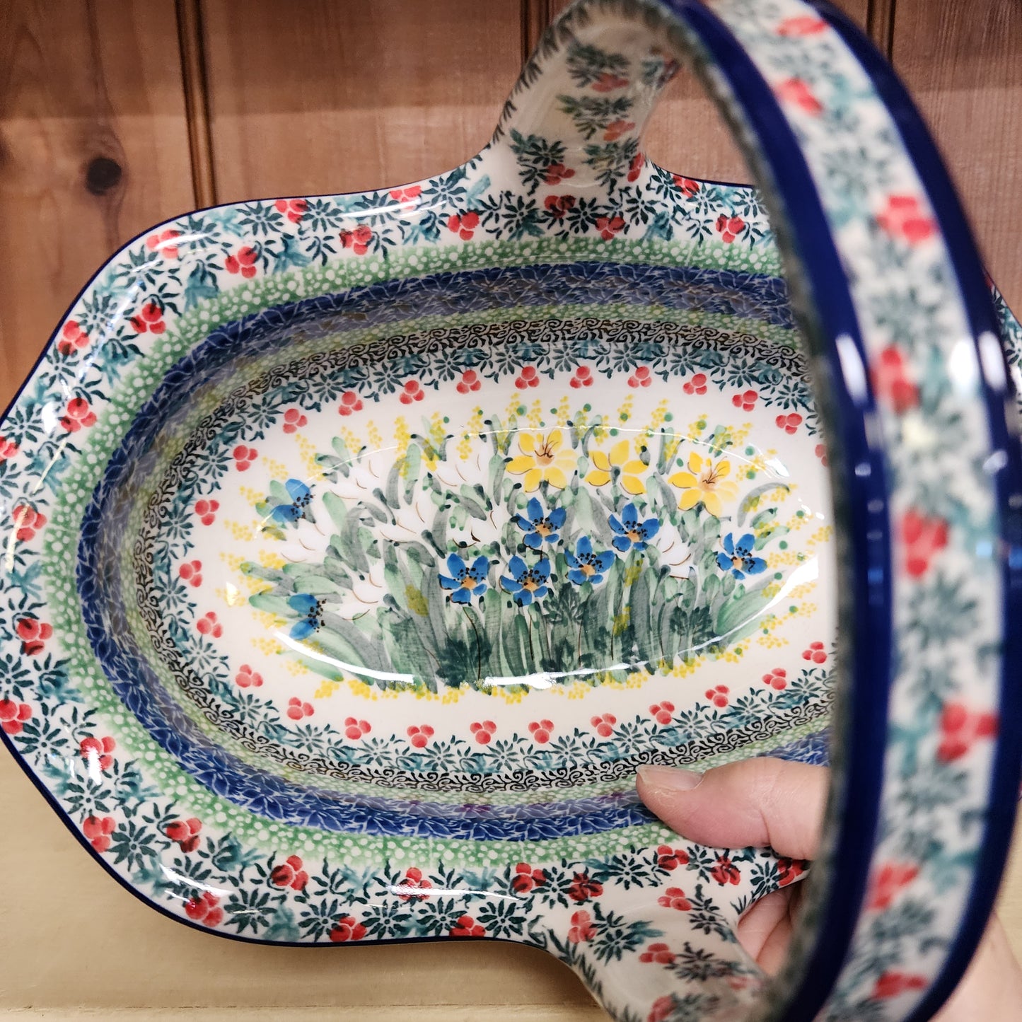 Basket w/Handle ~ 8.25"H x 11" L U5131 ~ U4 ~  ~ T. Liana