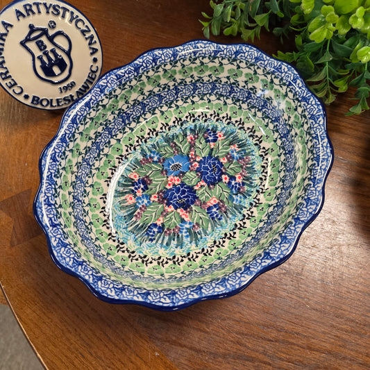 Bowl Oval Baker ~ Fluted Edge 9" x 7.5" x 2 3/4"deep   D78-U4572  U4 pf0526
