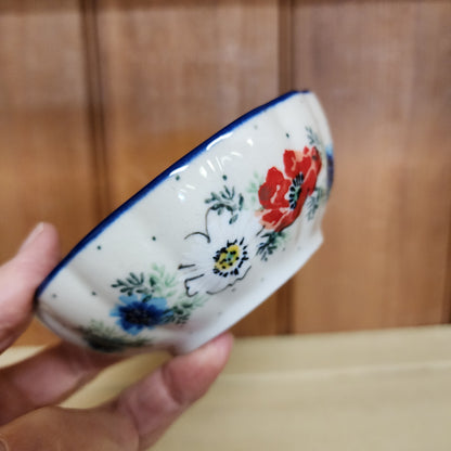 Bowl   Scalloped   4.5"   2511X ~ Double Delight