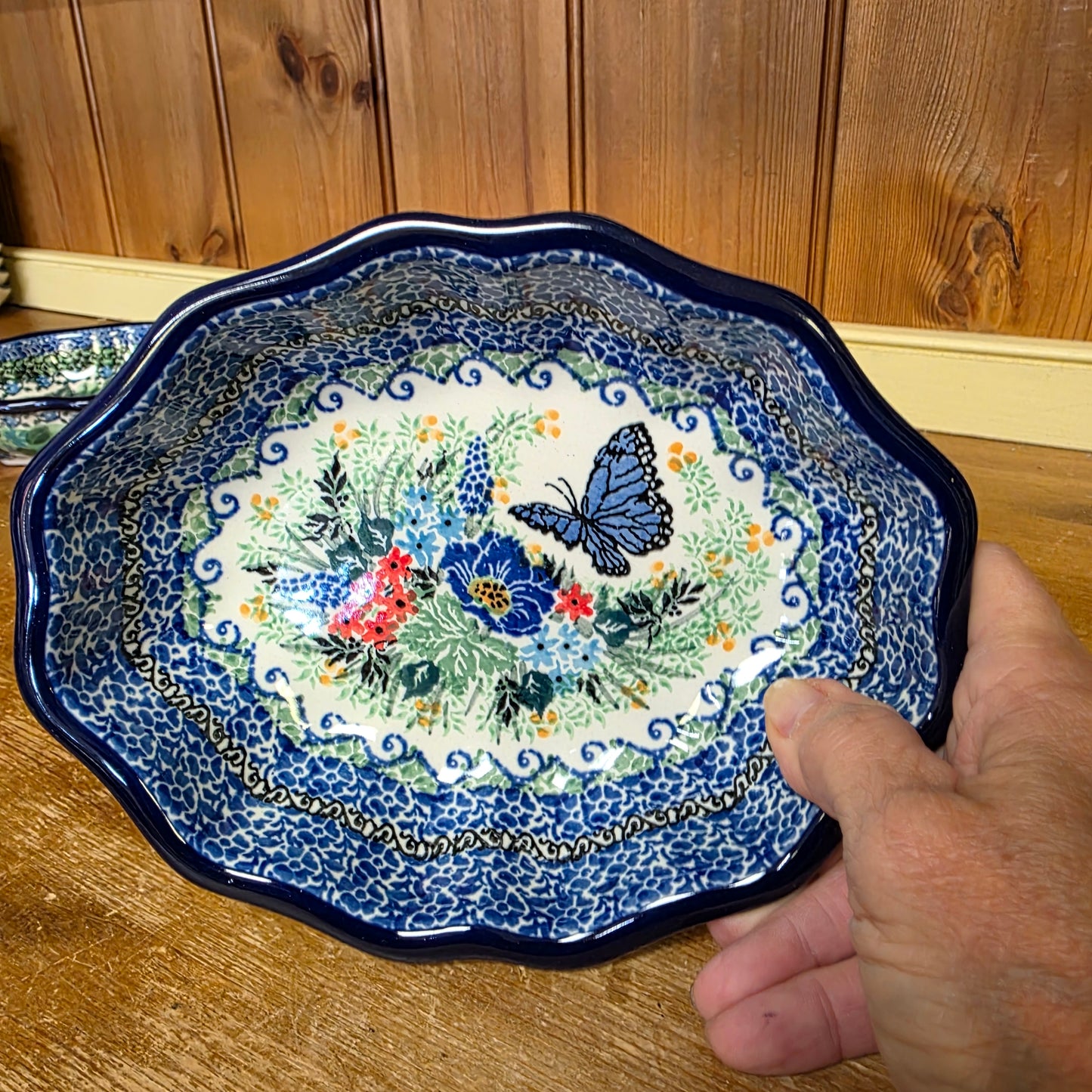 Bowl   Oval Fluted   6" x 7.5" A27-U4600  U4 pf0526