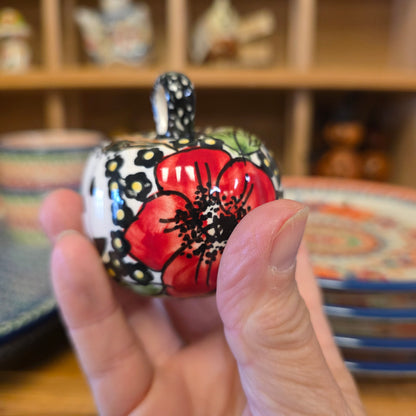 Pumpkin  mini IM04 red / Black (2") Ornament