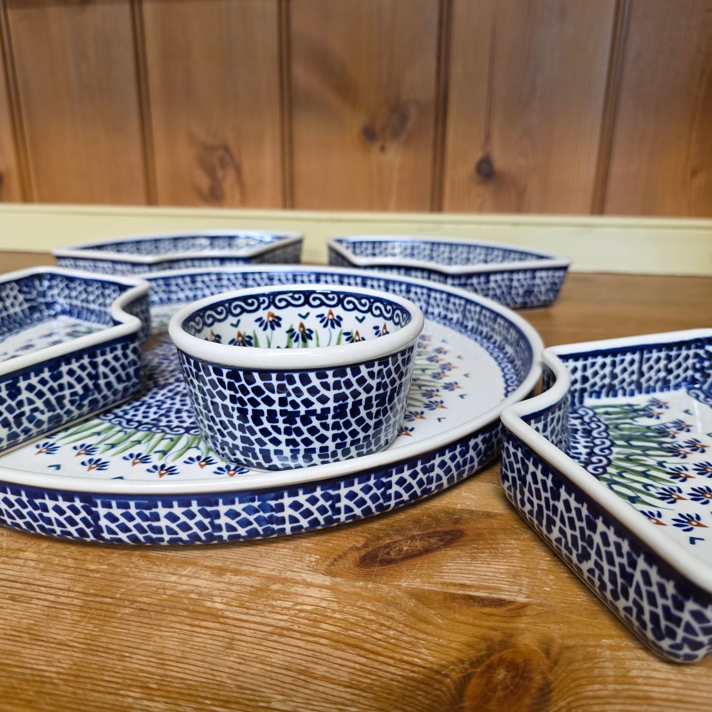 6 pc Serving Set Addie Jo RC15