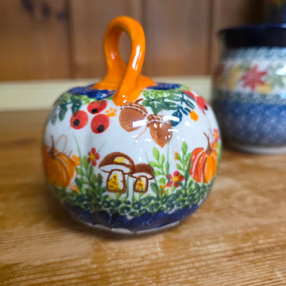 Pumpkin 4"H  / pumpkins acorns mushrooms orange stem #2